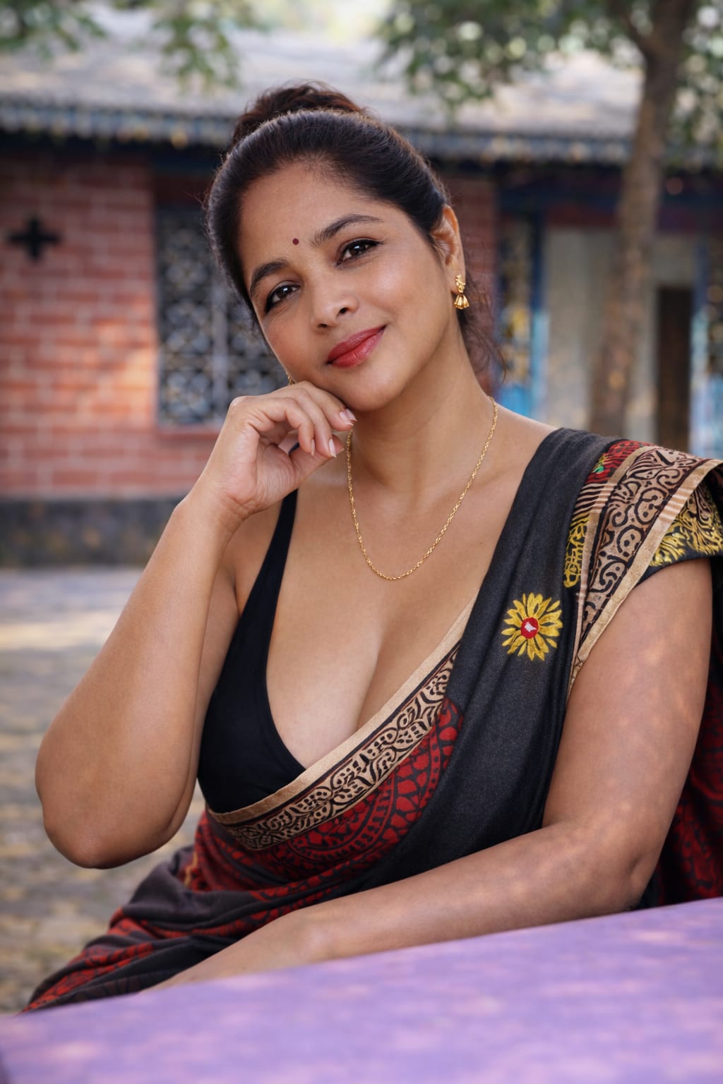 কাজের ছেলের কাছে চুদা